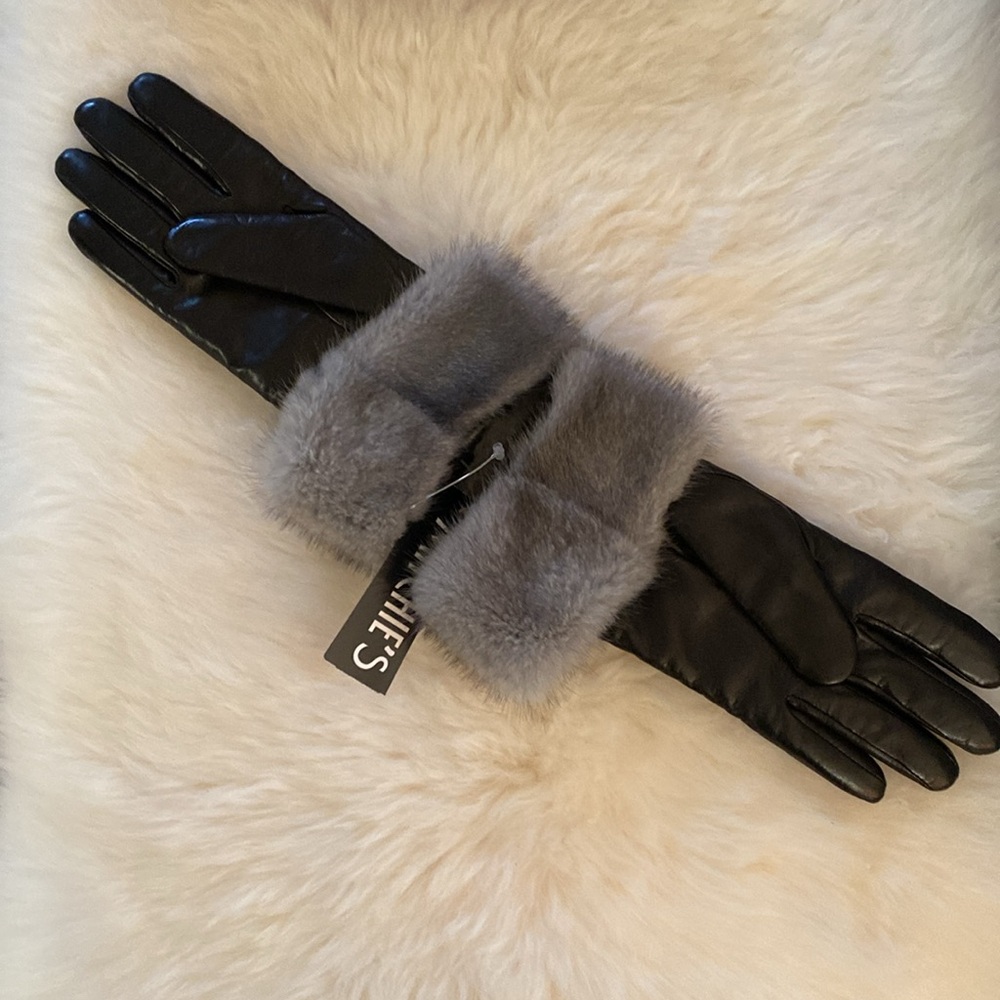 $275 Mitchie's  Black Leather Gloves & Wool Lining & Grey Mink Cuff NWT - Picture 3 of 10